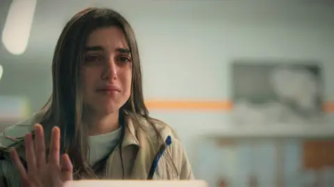 Melisa, muy afectada por el accidente, visita a Kadir en el hospital: “Perdóname” Melisa, muy afectada por el accidente, visita a Kadir en el hospital: “Perdóname”