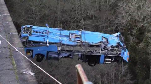 Rescate autobús río Lérez Rescate autobús río Lérez