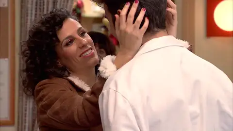 El evidente tonteo entre Úrsula y Hugo enfada a Rocío: "¿Qué está pasando aquí?" El evidente tonteo entre Úrsula y Hugo enfada a Rocío: "¿Qué está pasando aquí?"