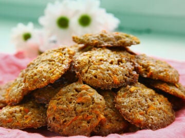 Galletas crujientes de zanahoria y queso