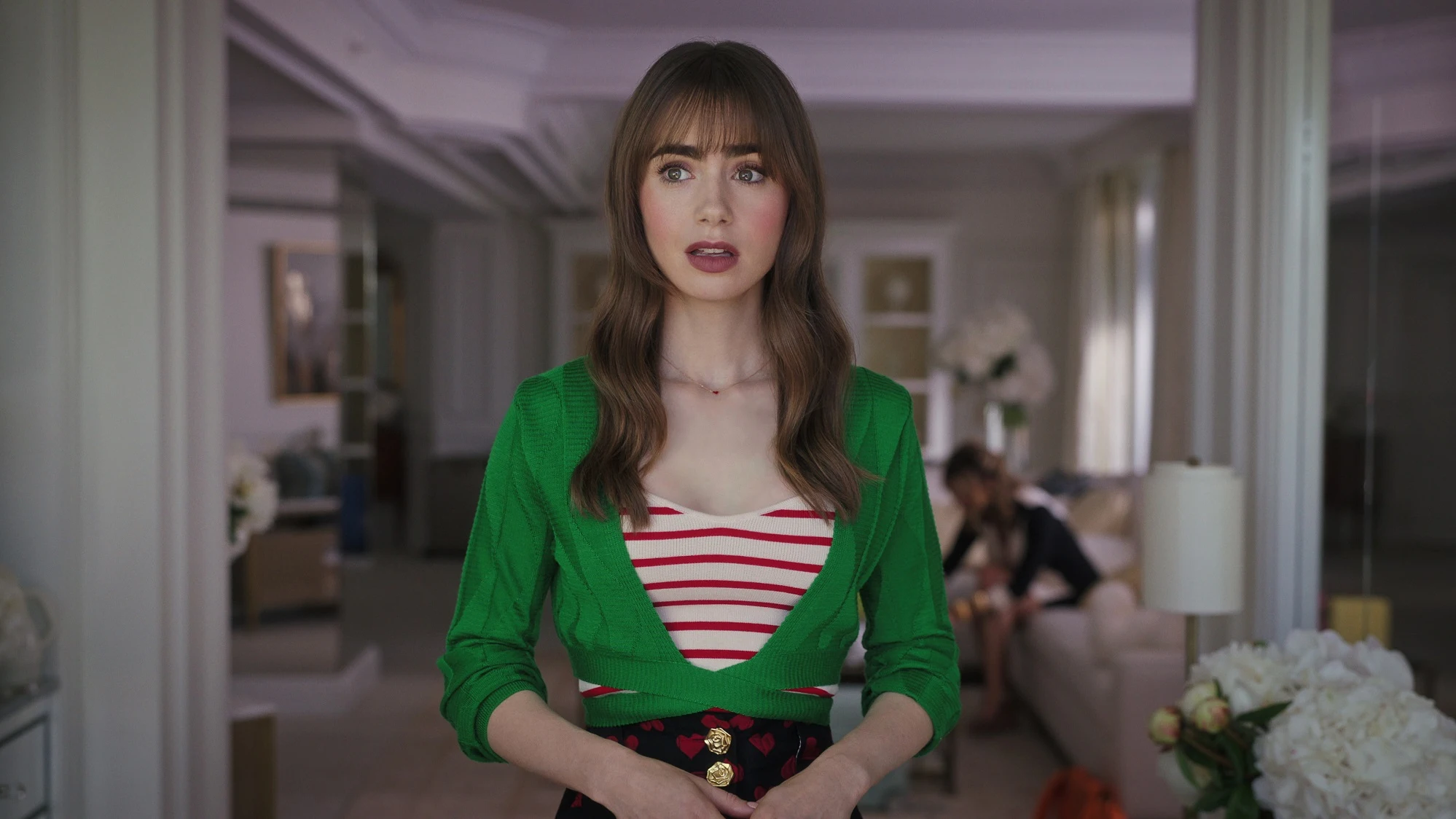 Lily Collins en la temporada 3 de 'Emily en París' Lily Collins en la temporada 3 de 'Emily en París'