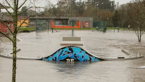1.400 incidencias en veinticuatro horas en Galicia por lluvia y viento 1.400 incidencias en veinticuatro horas en Galicia por lluvia y viento