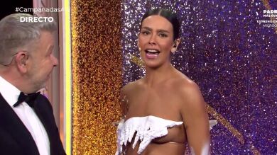 El momento más emotivo de Cristina Pedroche con su look “de la Paz”: “Es un mensaje muy bonito”