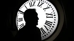 Imagen de archivo de un reloj Imagen del reloj de la Puerta del Sol de Madrid, desde donde se emiten la mayoría de retransmisiones para las campanadas de Nochevieja.