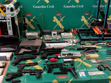 Armas impresas en 3D confiscadas por la Guardia Civil Armas impresas en 3D confiscadas por la Guardia Civil