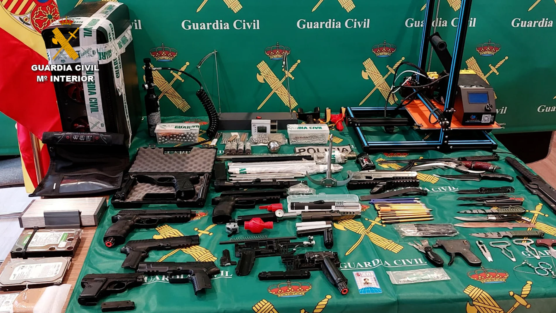 Armas impresas en 3D confiscadas por la Guardia Civil