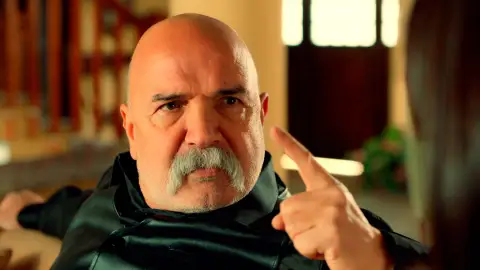 Çolak chantajea a Betül: la ayudará con su demanda si consigue información de las cuentas de Züleyha Çolak chantajea a Betül: la ayudará con su demanda si consigue información de las cuentas de Züleyha