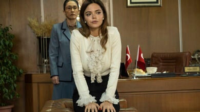 Avance del próximo capítulo de ‘Tierra Amarga’: Züleyha se arrepiente de haberle pedido ayuda a Mehmet… ¿Y si le hace algo a Fikret?