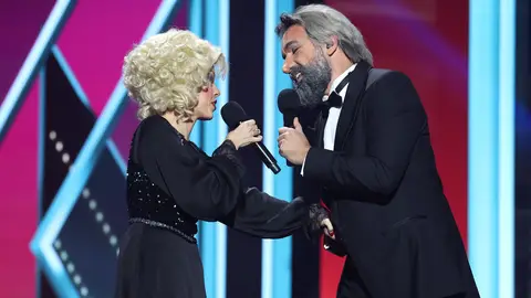 Nerea Rodríguez hace brillar a Miguel Lago con el glamour de Dolly Parton y Kenny Rogers