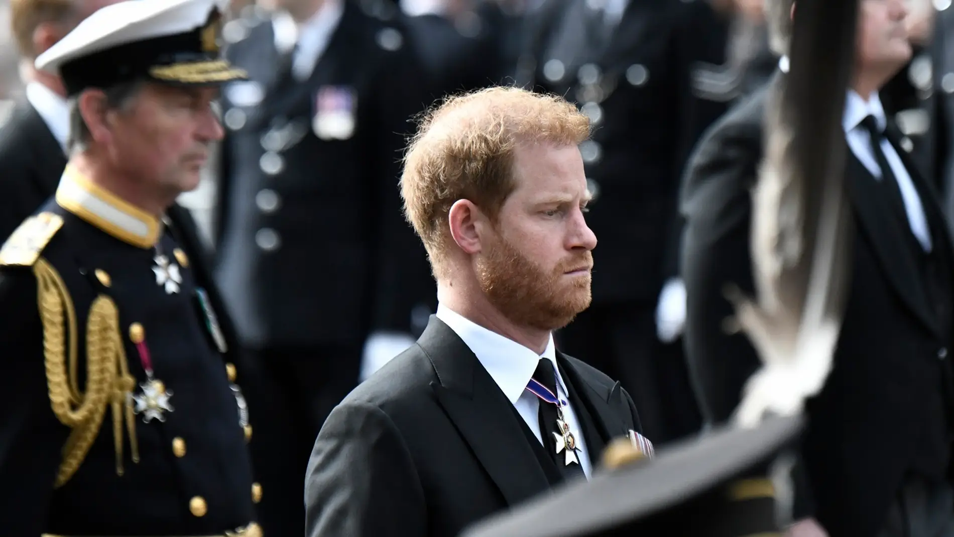 El príncipe Harry en el funeral de la reina Isabel II