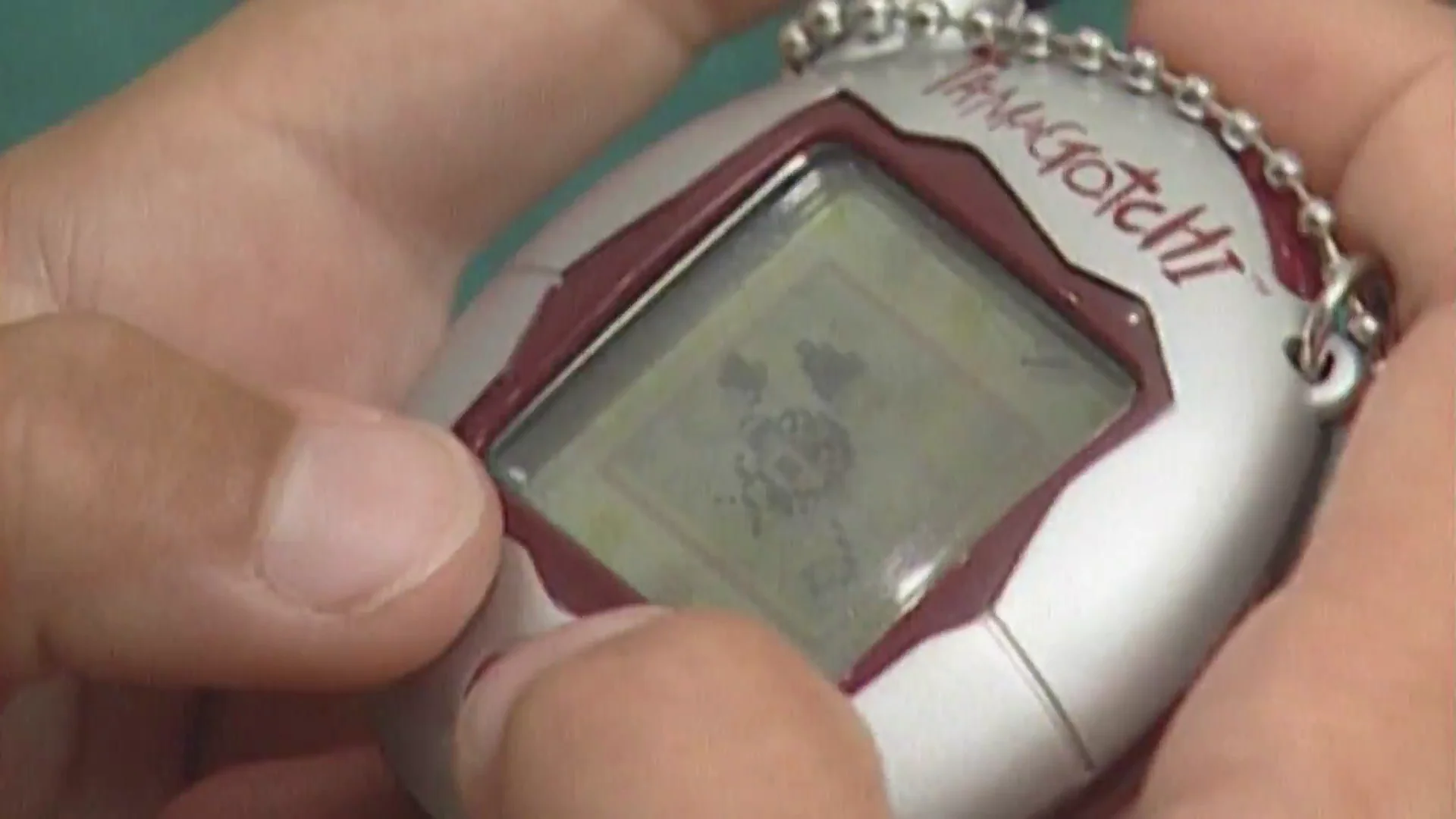 El tamagotchi, popular juguete de los 90 El tamagotchi, popular juguete de los 90