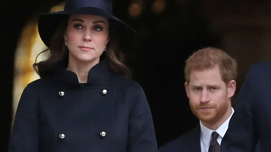 Kate Middleton y el príncipe Harry Kate Middleton y el príncipe Harry