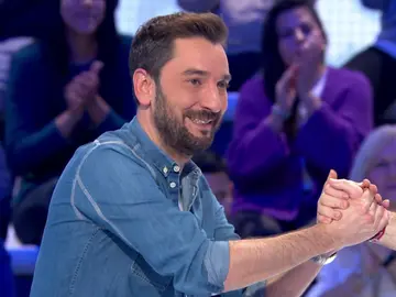 El cariñoso gesto de Diego Revuelta al culminar el ‘Una de Cuatro’: “Yo esto no lo había visto nunca” El cariñoso gesto de Diego Revuelta al culminar el ‘Una de Cuatro’: “Yo esto no lo había visto nunca”