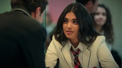 La idea de Süsen para que Ömer no se vaya del colegio: “No voy a olvidar lo que has hecho por mí” La idea de Süsen para que Ömer no se vaya del colegio: “No voy a olvidar lo que has hecho por mí”