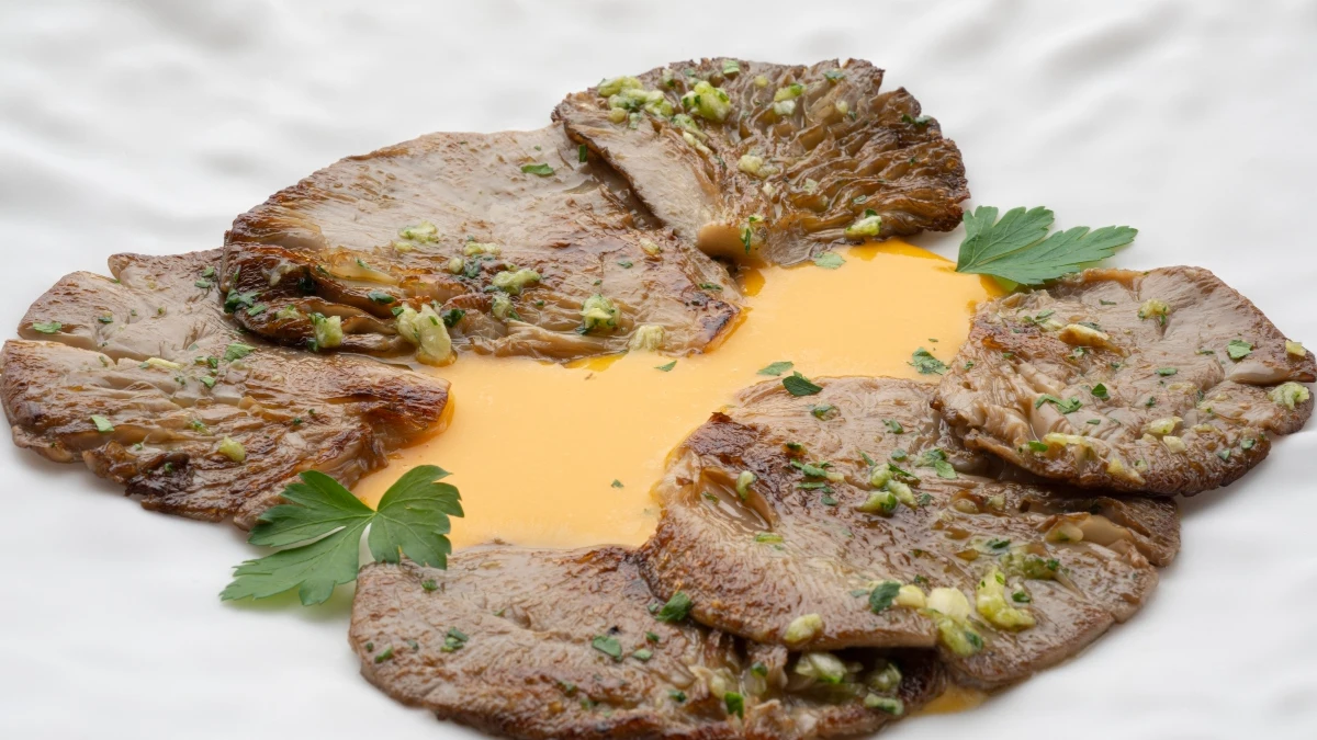 Argui&ntilde;ano: receta de setas a la plancha con crema de zanahoria