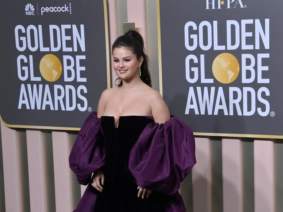 Selena Gomez responde con sinceridad radical a los comentarios de odio  sobre su cuerpo en su última alfombra roja