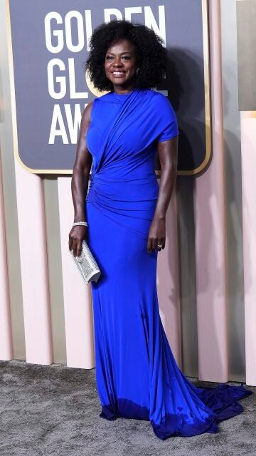 Viola Davis, con vestido azul klein de Jason Wu