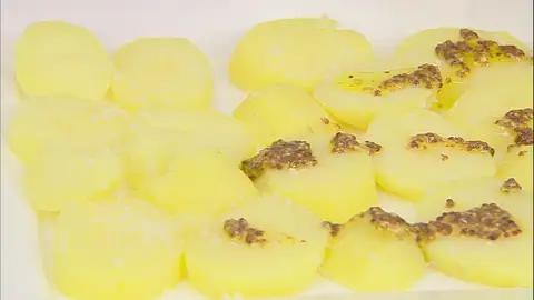 Adereza las patatas Adereza las patatas