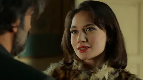 Repasamos la vida amorosa de Betül en 'Tierra Amarga' Repasamos la vida amorosa de Betül en 'Tierra Amarga'