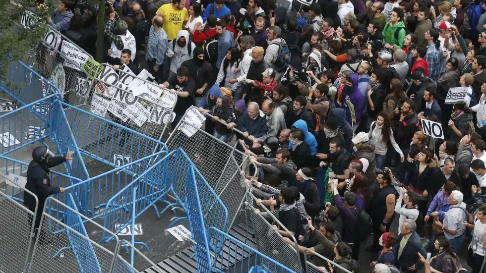 El Congreso avanza hoy la reforma de la ‘ley mordaza’, aún con “escollos” por resolver El Congreso avanza hoy la reforma de la ‘ley mordaza’, aún con “escollos” por resolver