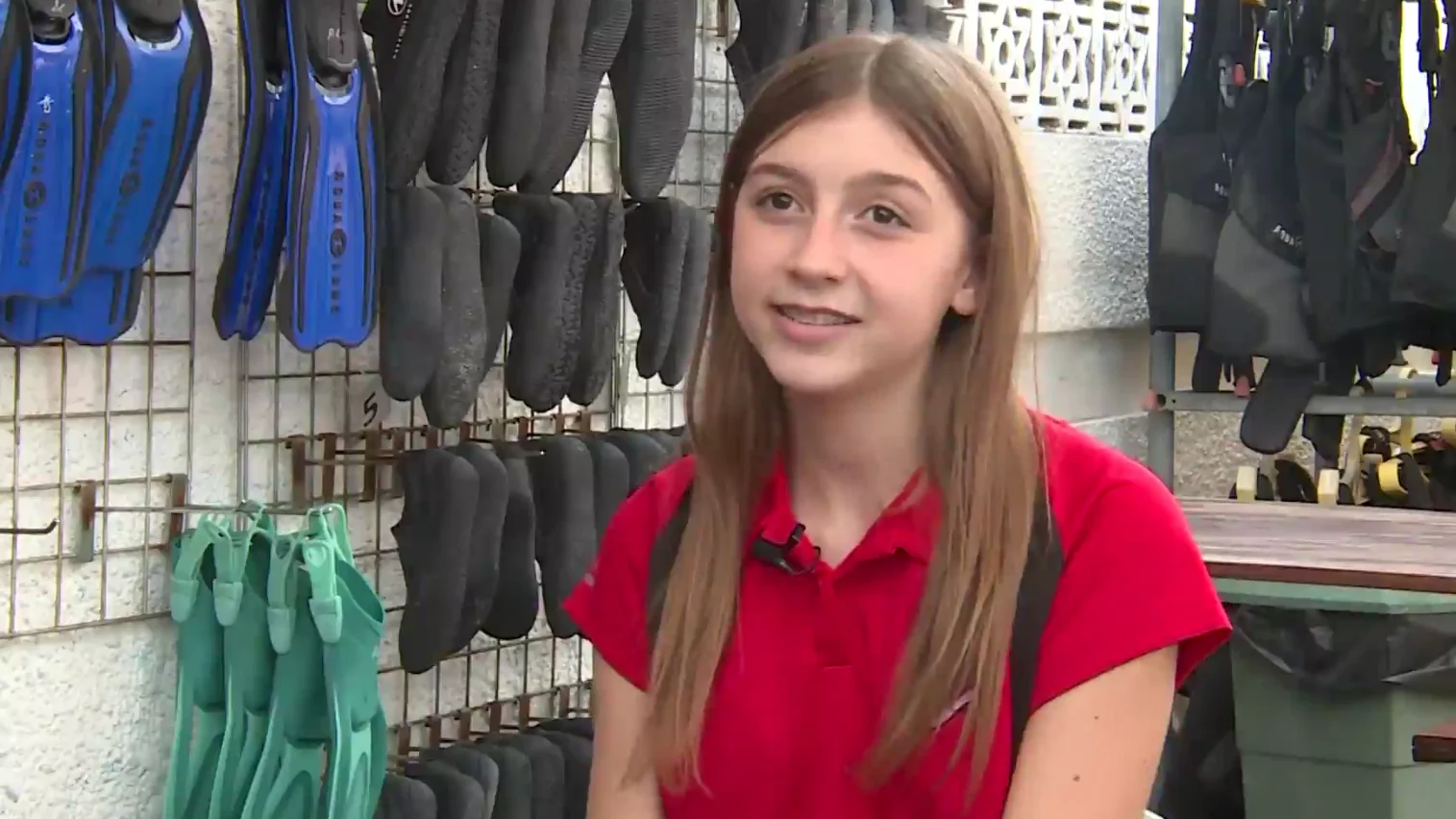 Ellie May Craig se convierte a los 12 años en la maestra buceadora más precoz del mundo Ellie May Craig se convierte a los 12 años en la maestra buceadora más precoz del mundo