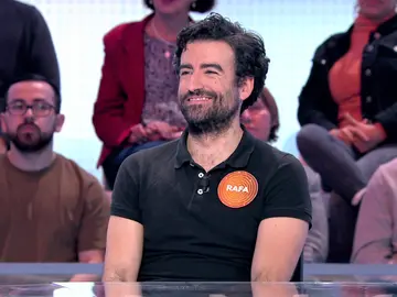 El detalle de Rafa que demuestra el gran compañerismo entre Orestes y él en ‘Pasapalabra’ El detalle de Rafa que demuestra el gran compañerismo entre Orestes y él en ‘Pasapalabra’