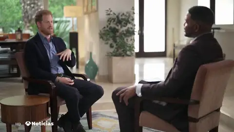 El príncipe Harry asegura que podría escribir un segundo libro: "Tengo material suficiente" El príncipe Harry asegura que podría escribir un segundo libro: "Tengo material suficiente"