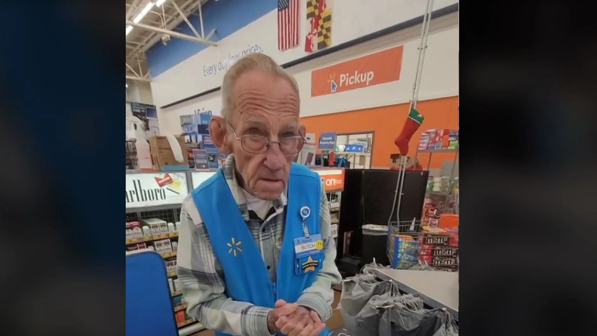 Un anciano, obligado a trabajar con 82 años, consigue jubilarse gracias a TikTok