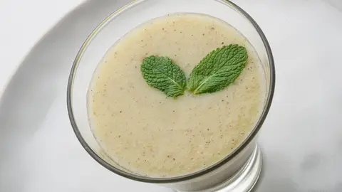 La energía que necesitas, concentrada en el batido de manzana, kiwi y plátano de Karlos Arguiñano La energía que necesitas, concentrada en el batido de manzana, kiwi y plátano de Karlos Arguiñano