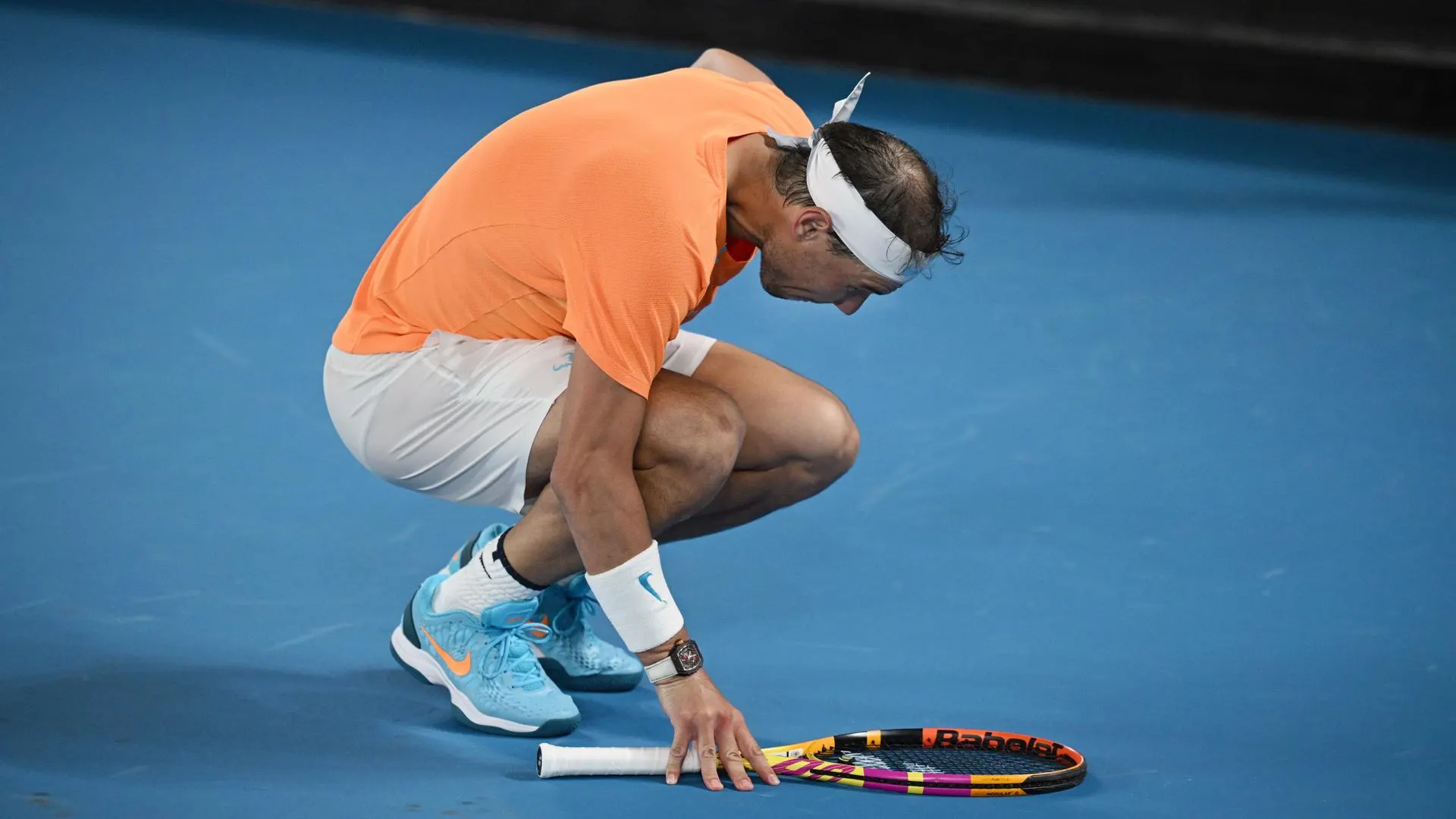 Rafa Nadal se lesiona en el Open de Australia Rafa Nadal se lesiona en el Open de Australia