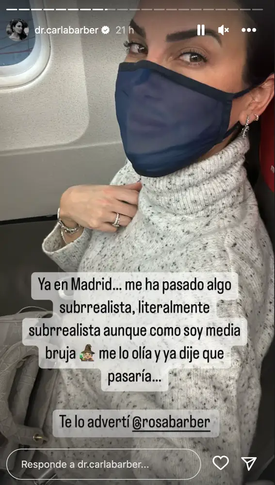 Carla Barber en el avión