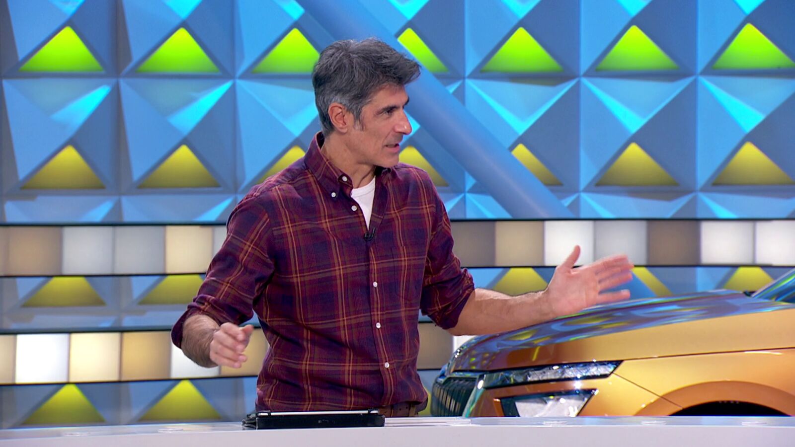 Jorge Fernández y las visitas a los padres cuando te independizas: “Benditos tápers” 