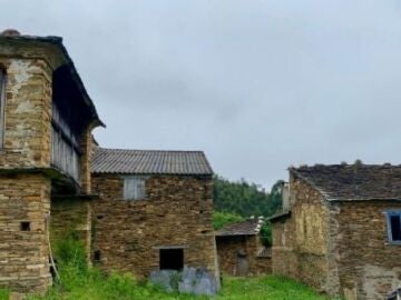 La aldea a la venta en Lugo 