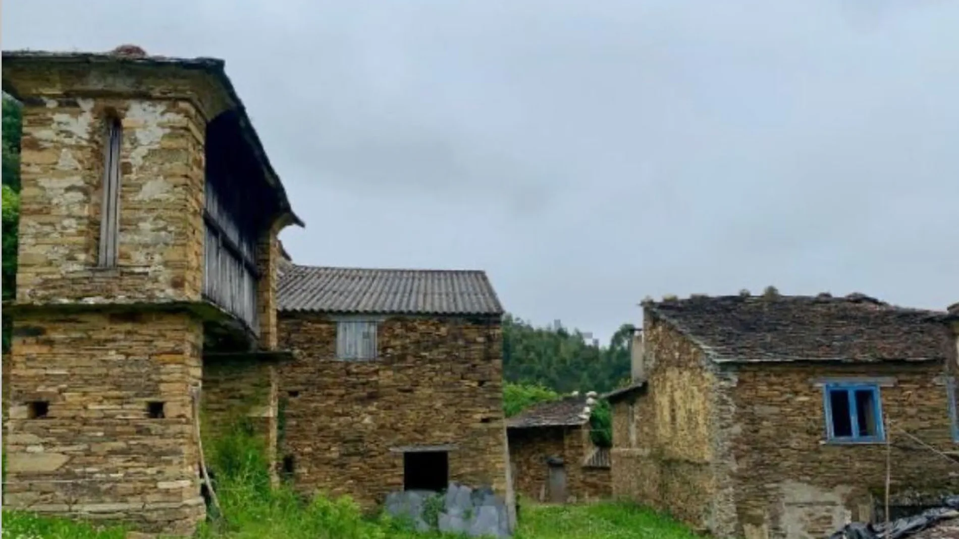 La aldea a la venta en Lugo 