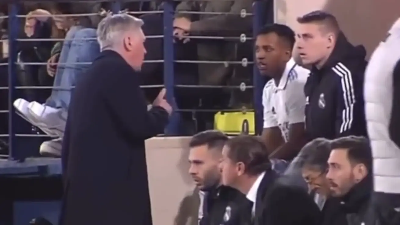 Momento en el que Ancelotti recrimina a Rodrygo su actitud Momento en el que Ancelotti recrimina a Rodrygo su actitud
