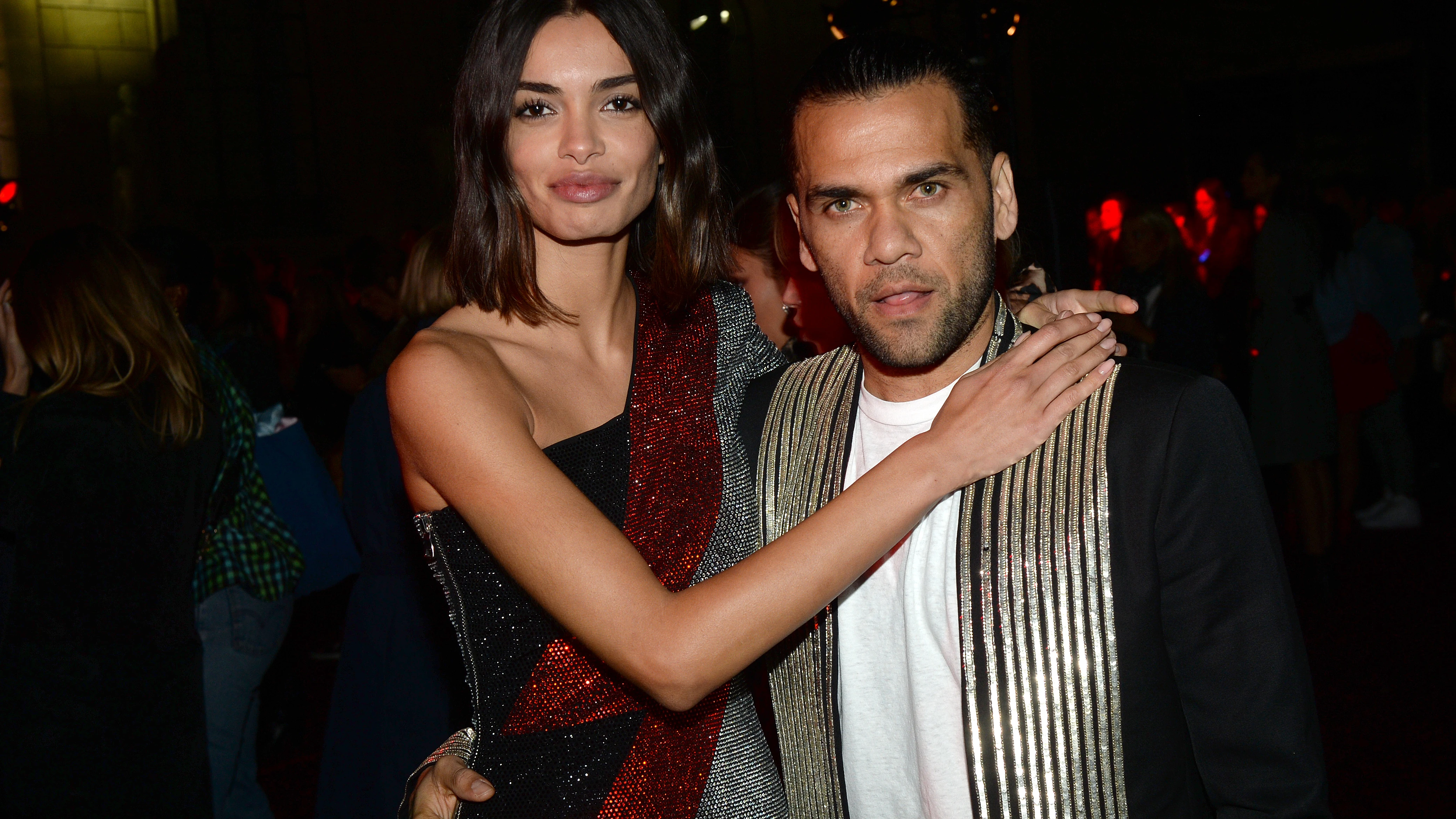 Dani Alves y su mujer Joana Sanz Dani Alves y su mujer Joana Sanz