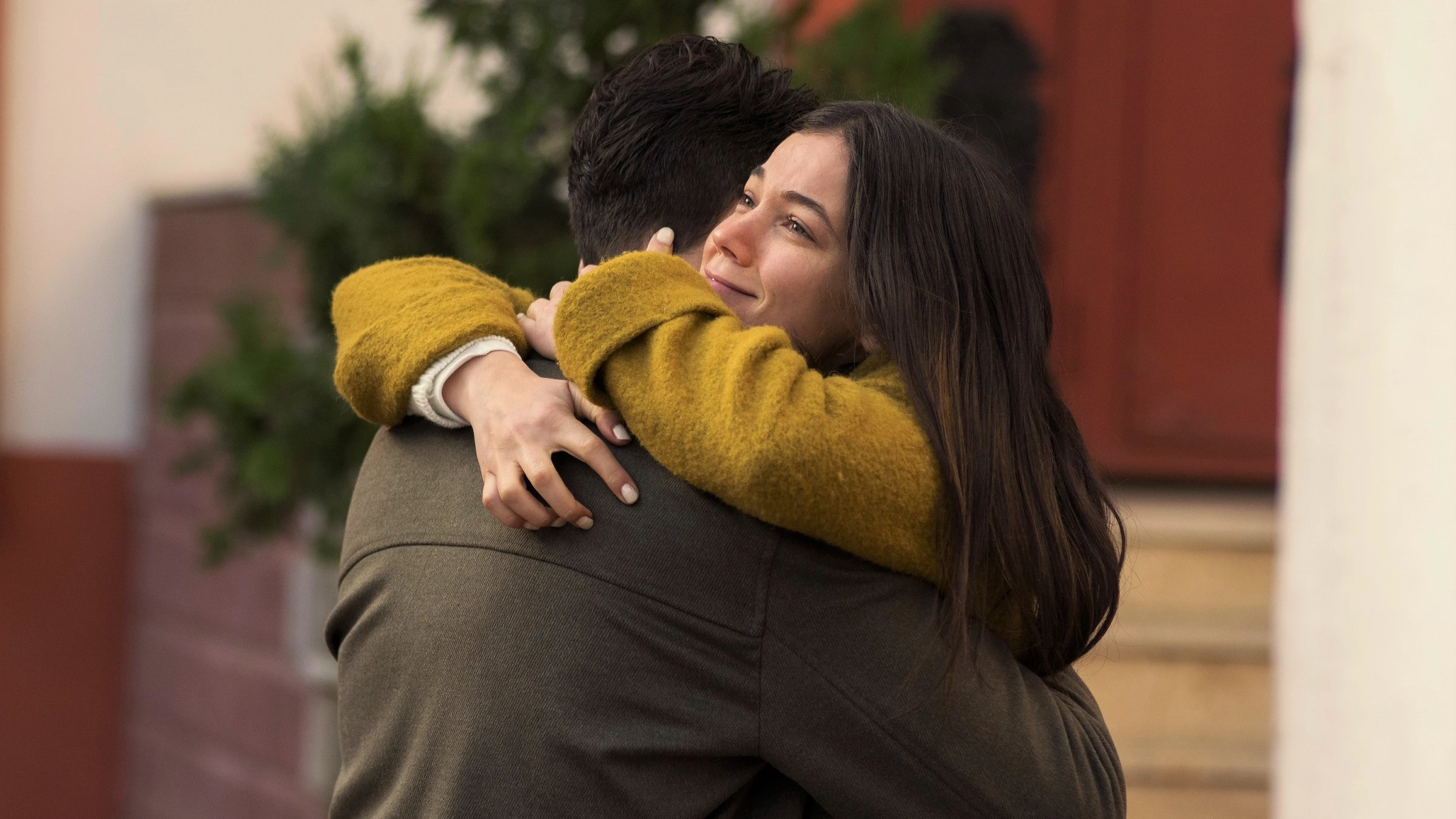 ¡Ceylin vuelve a ser libre!: ¡La abogada sale de la cárcel y se reencuentra con Ilgaz! ¡Ceylin vuelve a ser libre!: ¡La abogada sale de la cárcel y se reencuentra con Ilgaz!