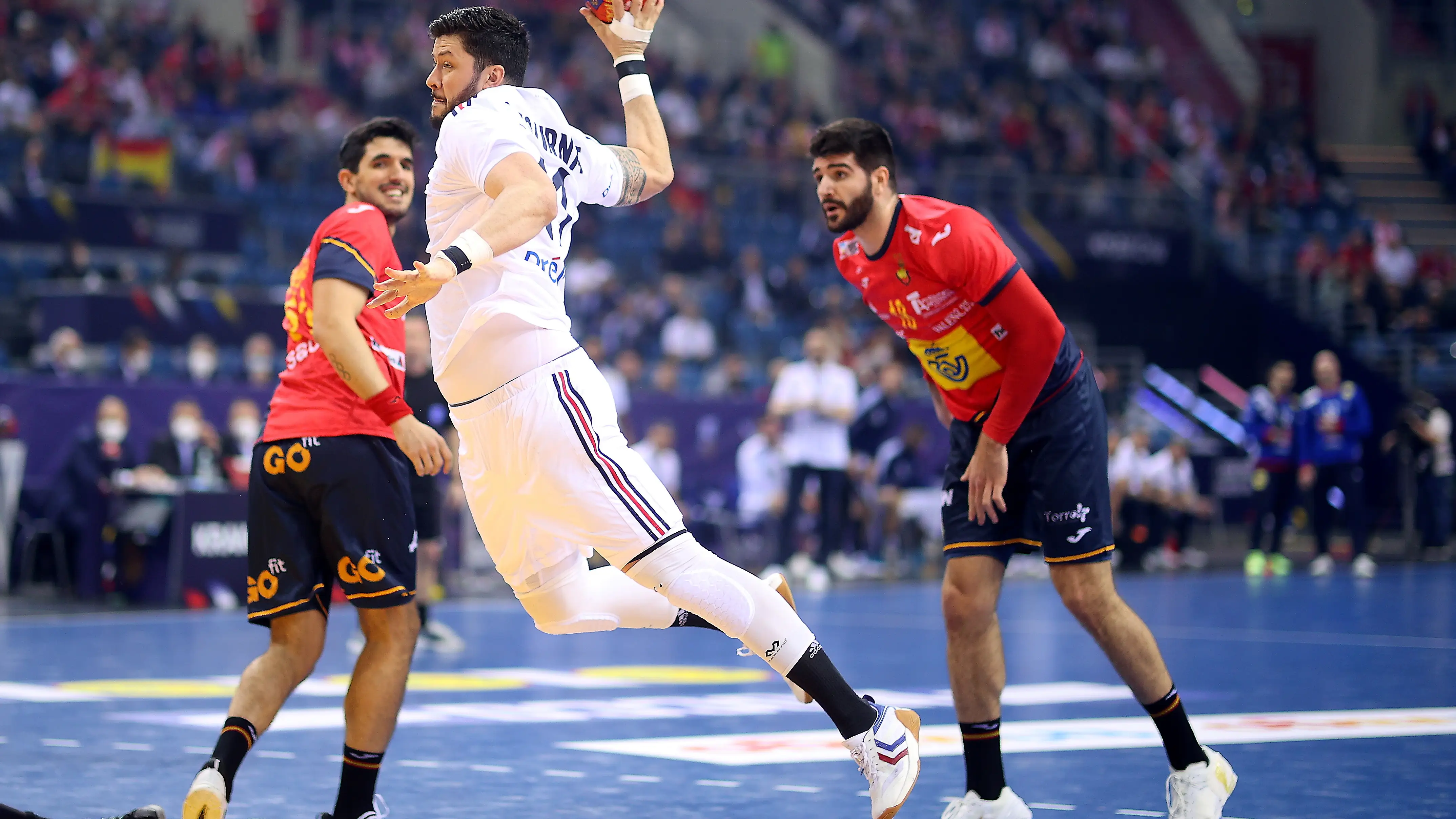 Espa&ntilde;a pierde ante Francia su primer partido en el Mundial 