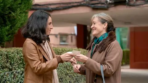 En el próximo capítulo de ‘Amar es para siempre’: Carballo conoce a la madre de Jorge En el próximo capítulo de ‘Amar es para siempre’: Carballo conoce a la madre de Jorge