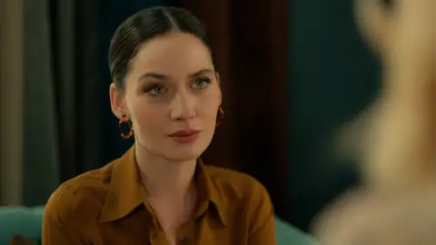 Avance del próximo capítulo de ‘Tierra Amarga’: Betül, dispuesta a envenenar a Çolak en la noche de bodas, ¿lo hará? Avance del próximo capítulo de ‘Tierra Amarga’: Betül, dispuesta a envenenar a Çolak en la noche de bodas, ¿lo hará?