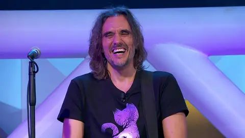 La bronca de Joaquín Padilla a los concursantes de ‘La ruleta de la suerte’: “Me tenéis contento hoy” La bronca de Joaquín Padilla a los concursantes de ‘La ruleta de la suerte’: “Me tenéis contento hoy”