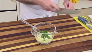 Salsa casera de yogur: el truco de Arguiñano para hacerla en 2 minutos