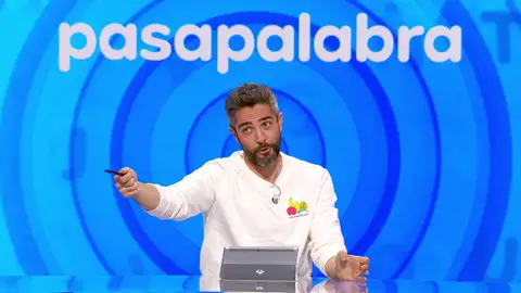 Roberto Leal regaña a Jaime Nava por saltarse las reglas de ‘Pasapalabra’: “No puedes” Roberto Leal regaña a Jaime Nava por saltarse las reglas de ‘Pasapalabra’: “No puedes”