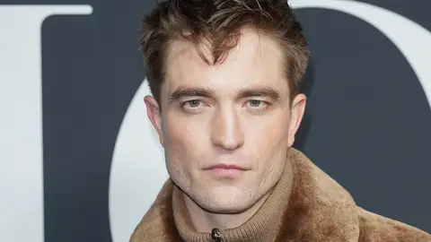 Robert Pattinson en el desfile de Dior Robert Pattinson en el desfile de Dior