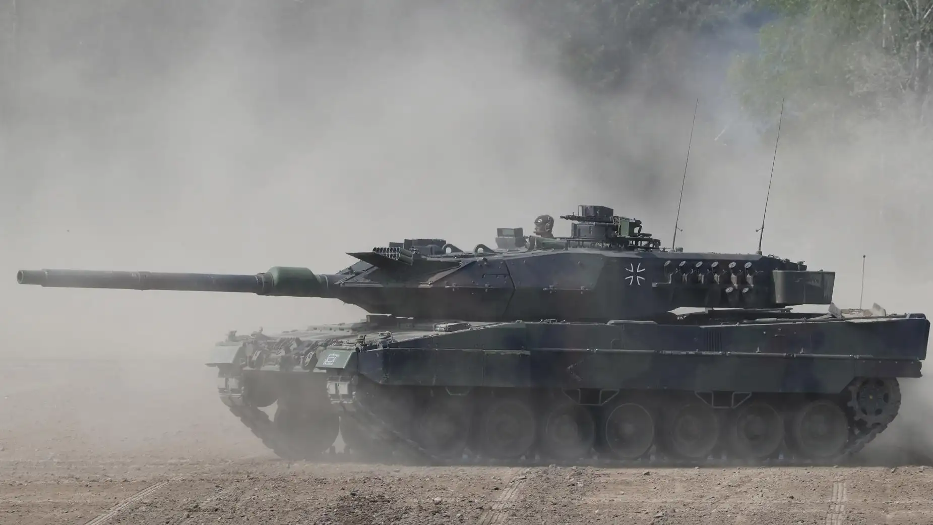 Un tanque Leopard 2 Un tanque Leopard 2