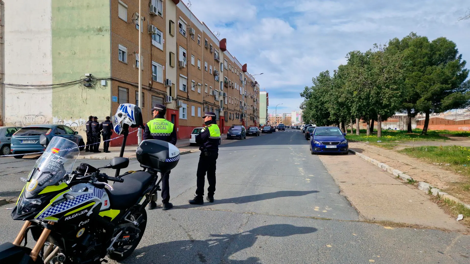 Miembros de la Polic&iacute;a Nacional y Local 