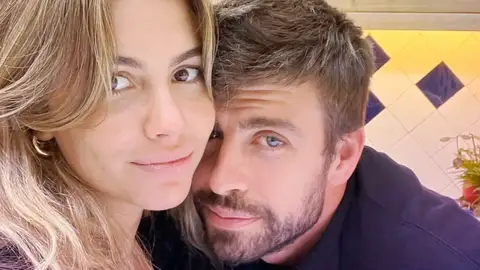 Gerard Piqué y Clara Chía se hicieron la primera foto que han subido juntos en un exclusivo restaurante de Barcelona