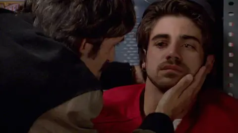 Jeros desobedece a Luján y pone en aviso a Ciriaco: “Sigues en deuda conmigo, te he salvado la vida” Jeros desobedece a Luján y pone en aviso a Ciriaco: “Sigues en deuda conmigo, te he salvado la vida”