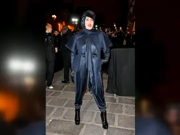Rossy de Palma, Victoria Federica o Álex González: España deslumbra en la Semana de la Moda de París Rossy de Palma, Victoria Federica o Álex González: España deslumbra en la Semana de la Moda de París