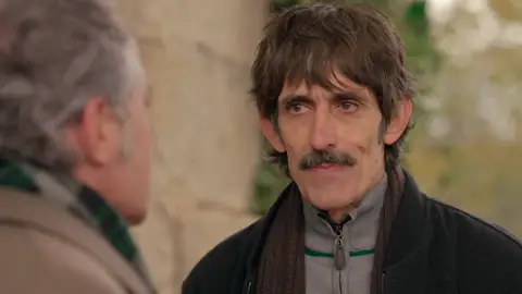 Jeros justifica a Luján el motivo por el que no ha matado a Ciriaco: “Confíe en mí” Jeros justifica a Luján el motivo por el que no ha matado a Ciriaco: “Confíe en mí”